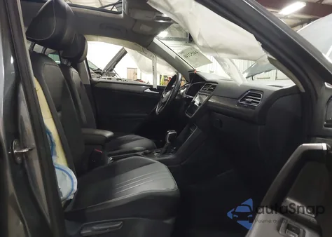 2022 Volkswagen Tiguan 2.0T Se из США, поврежденный, VIN 3VV2B7AX1NM034817